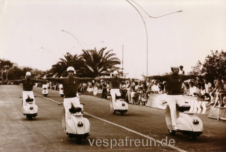 PIAGGIO1nerruckwarts